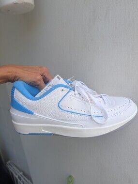 Nike Men Jordan 2 Retro Low Unc Shoes White University Blue Cement Grey 10 NWT